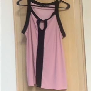 Pink and black eyelette stretchy tank. SIZE L